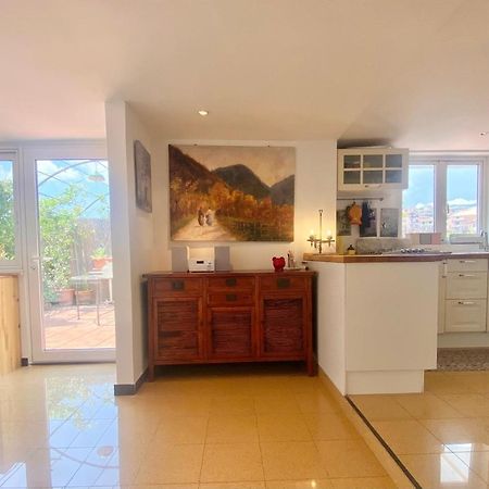 Casaviva - Apt With Terrace And Parking In Rapallo Bagian luar foto