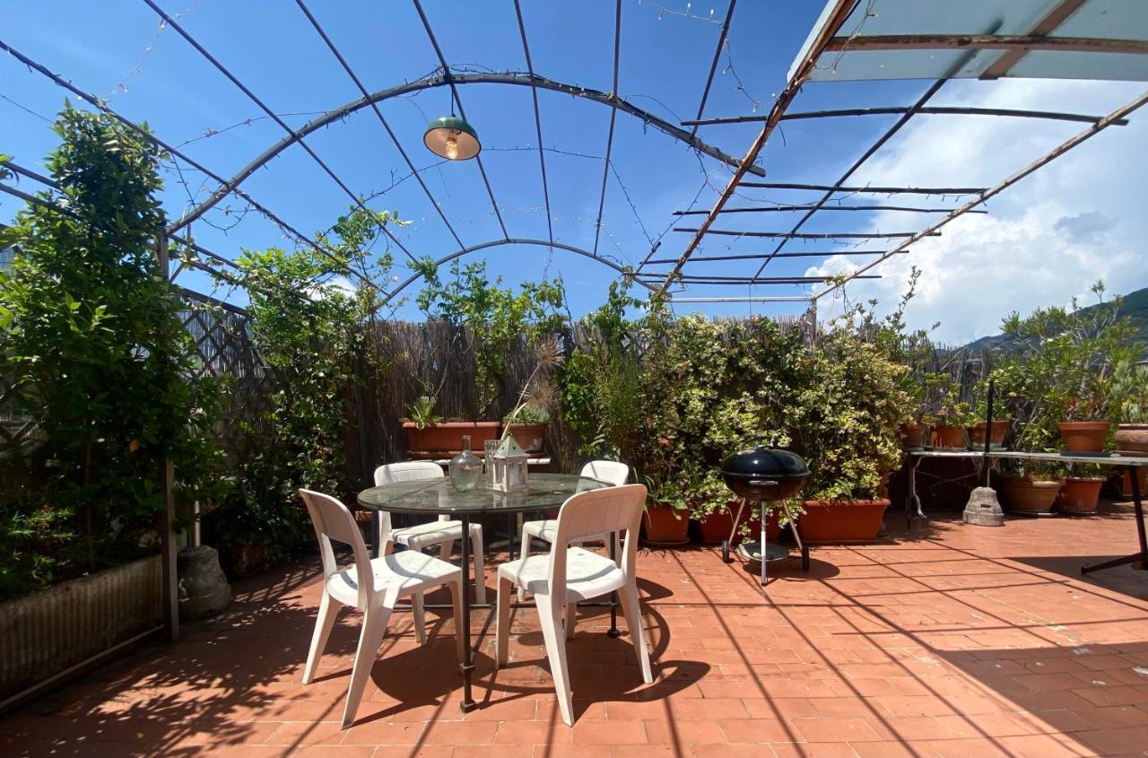 Casaviva - Apt With Terrace And Parking In Rapallo Bagian luar foto